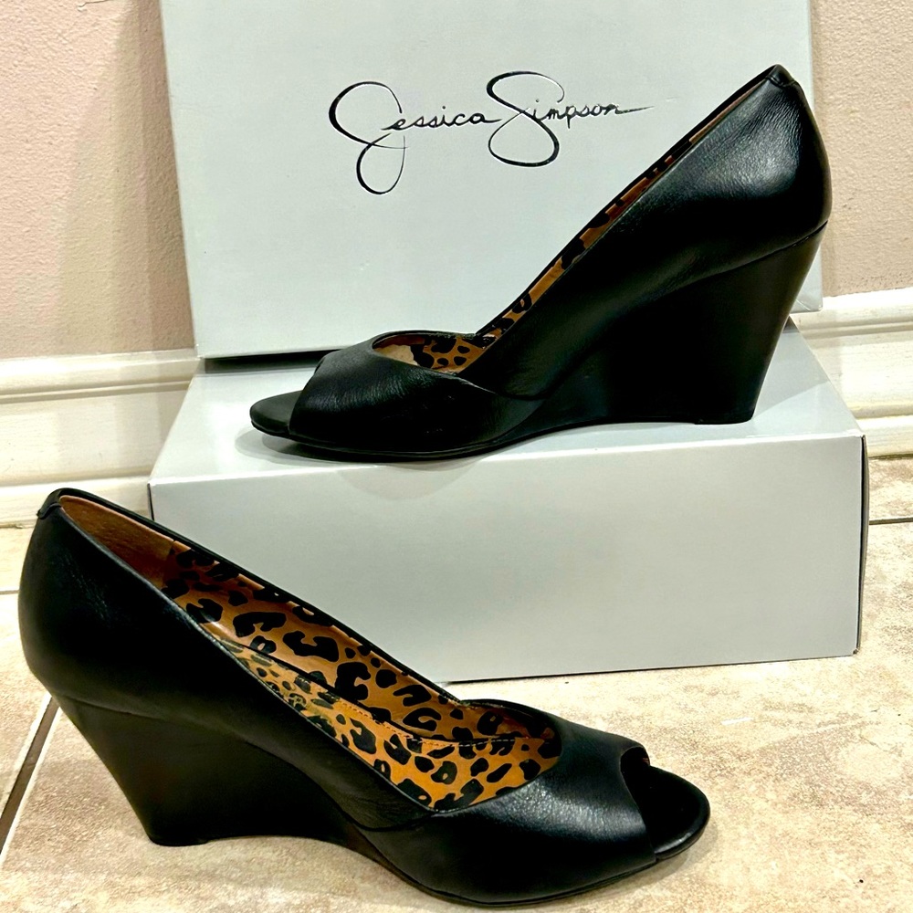 Jessica Simpson Wedges